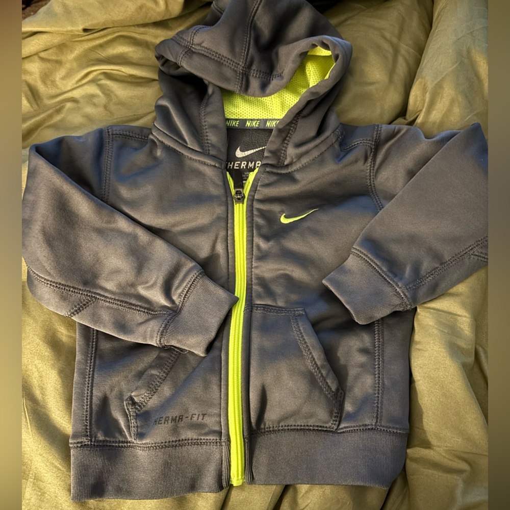 Toddler Nike zip up jacket